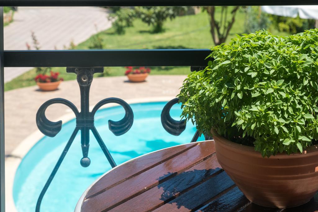 Erodios Villas 1 Gerani  Екстериор снимка